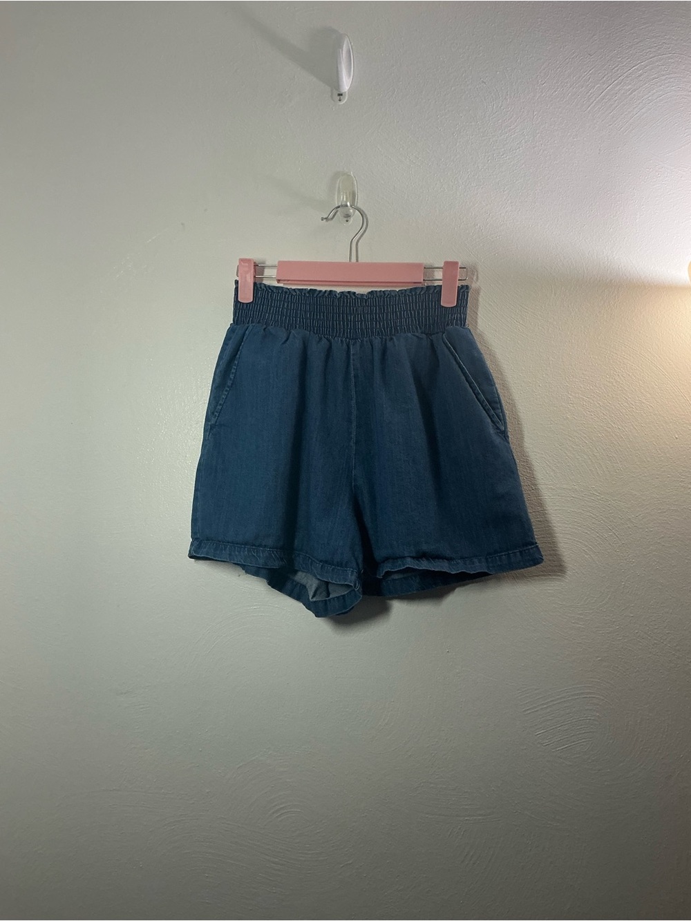 Universal Thread High-Waist Smocked Denim Shorts Size XS